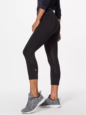 Lululemon Pace Rival HR Crop 22”